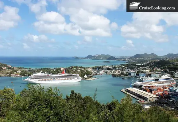 cruise ship in Aruba Caribbean island