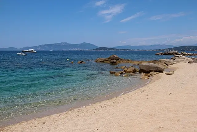 Scenic view of a Coti-Chiavari beach in Corsica